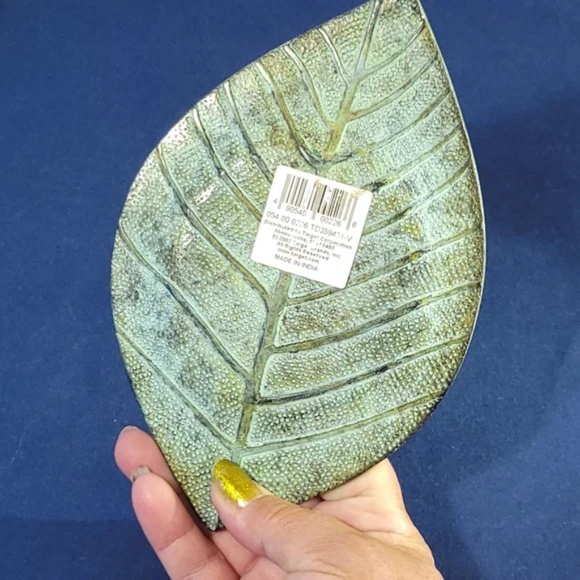 3/$25 Patina Leaf Trinket or Candle Dish - Picture 5 of 9